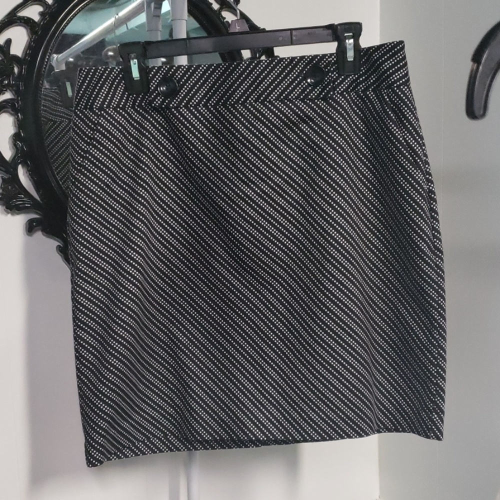 Pencil skirt